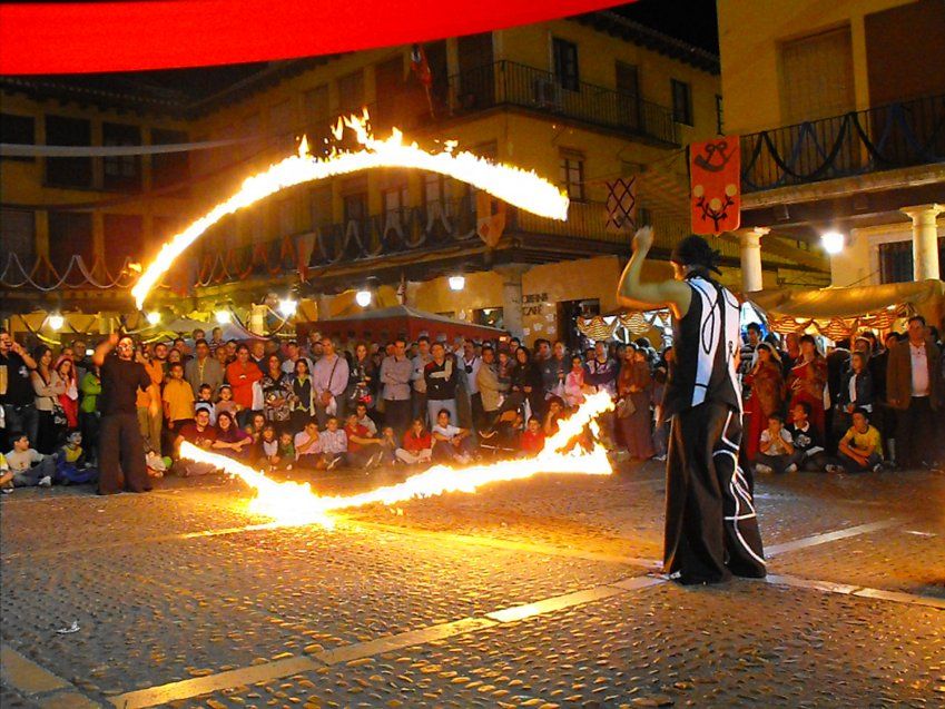 Espectáculo Malabares de Fuego. Asociación Estarivel