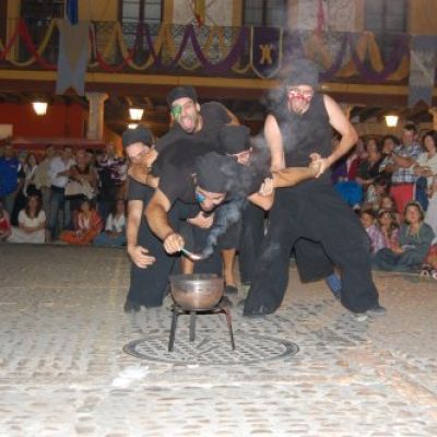 estarivel actucacion fuego mercado medieval 2011